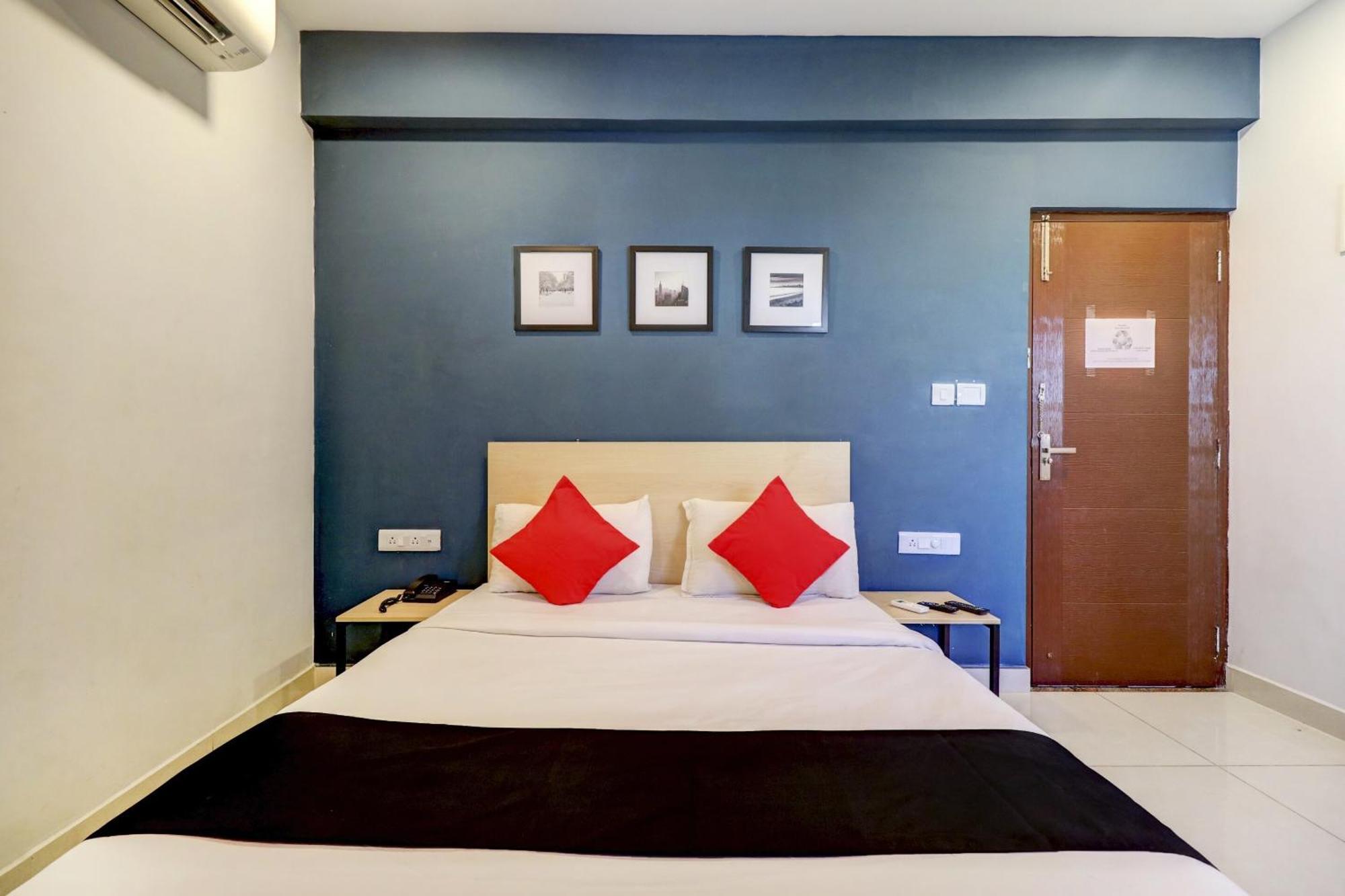 Silver Suites Bangalore Bagian luar foto